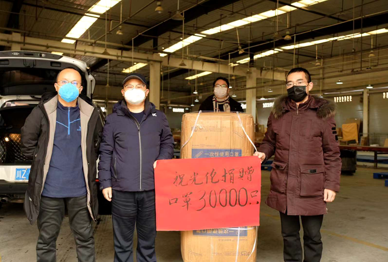 祝光倫(左二) 800.png